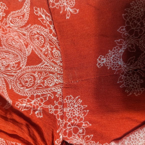 Fashion on Earth Romper‎ Size small - Picture 4 of 6